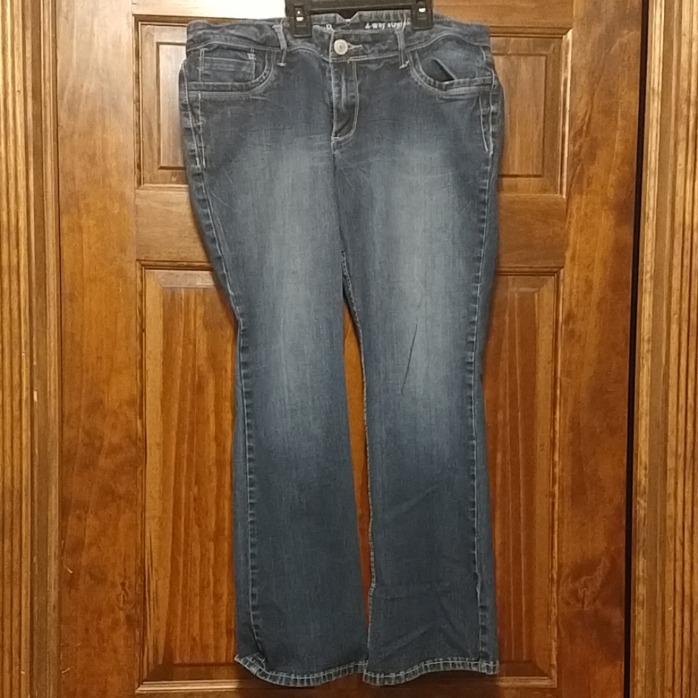Woman's Pants